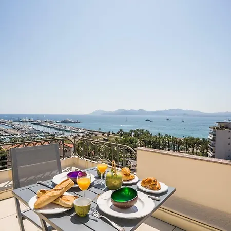 Art Deco With Breath Taking View From The 8th Floor Terrace By Weekome *