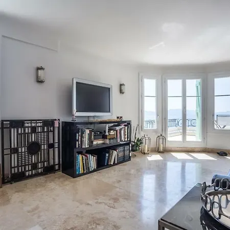 Art Deco With Breath Taking View From The 8th Floor Terrace By Weekome *
