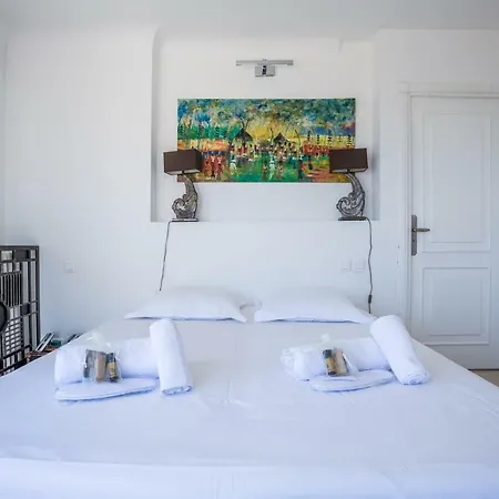 Art Deco With Breath Taking View From The 8th Floor Terrace By Weekome